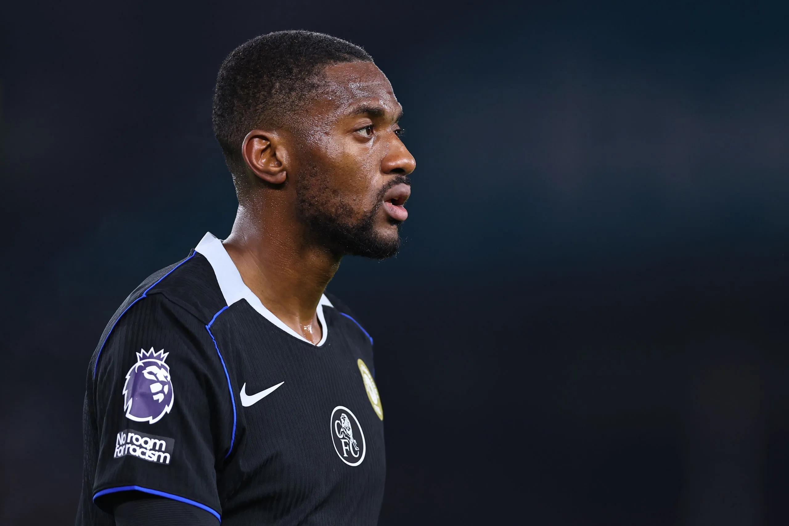 Aston Villa Incar Tosin Adarabioyo, Gantikan Ezri Konsa