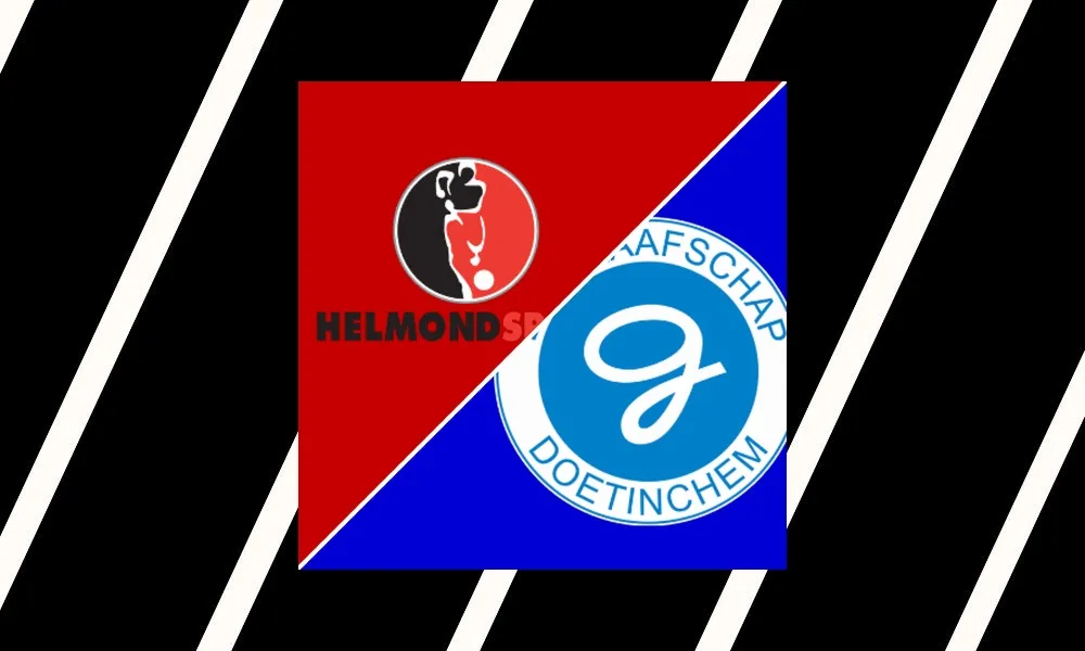 Aksi pemain Helmond Sport dan De Graafschap dalam laga Keuken Kampioen Divisie