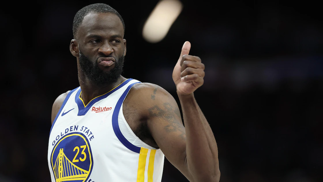 Pebasket Golden State Warriors Draymond Green saat melakoni pertandingan NBA