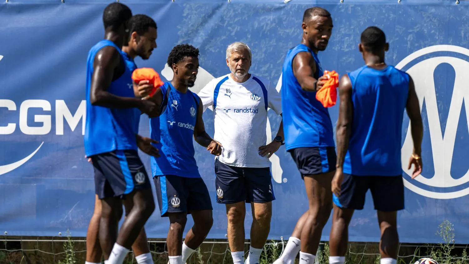 Olympique de Marseille menghadapi tantangan berat di Ligue 1 setelah melakukan perombakan skuad