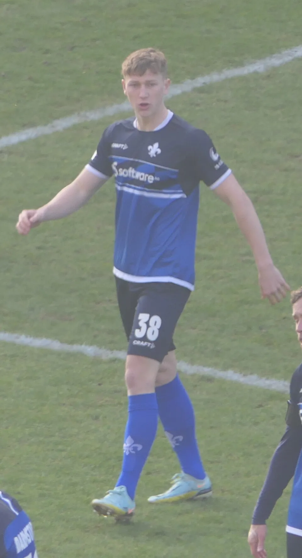 Clemens Riedel bek tengah asal Jerman yang resmi memperkuat klub La Liga Espanyol