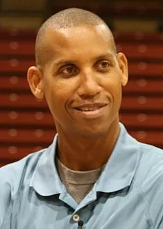 Legenda NBA Reggie Miller saat mengenakan seragam Indiana Pacers